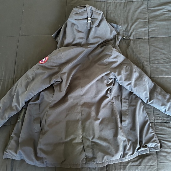 Canada Goose Jacket - Picture 5 of 16